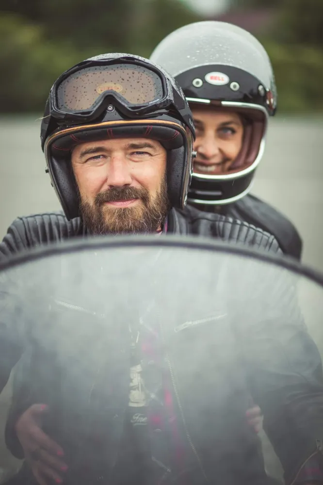 Un peu plus à propos de Ludovic et Céline, vos opticiens-visagistes